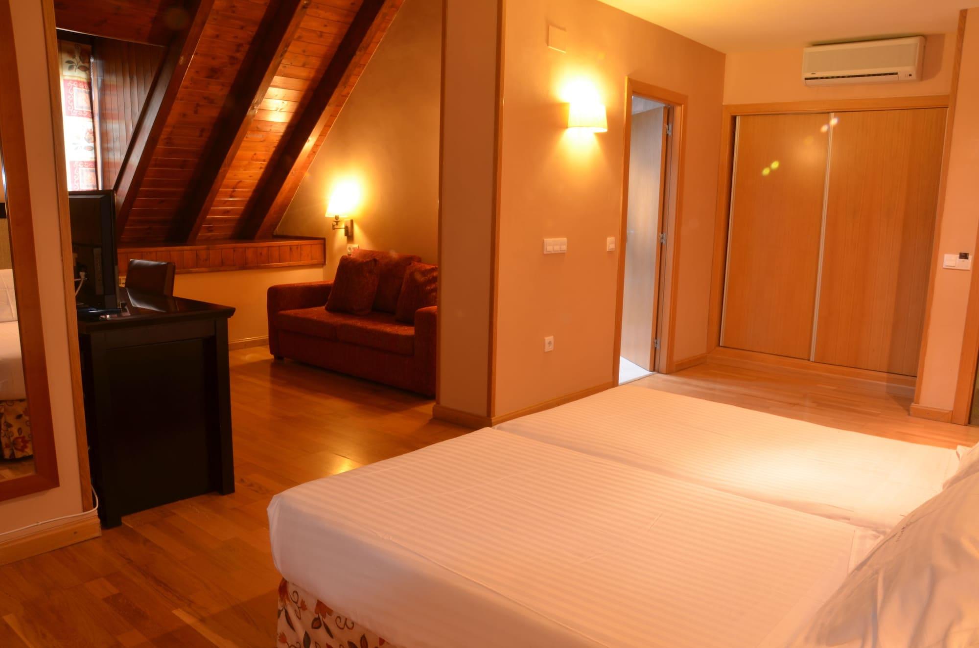 Hotel Spa Acevi Val D'Aran Веля Екстериор снимка